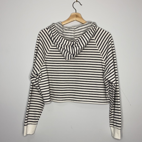 H&M Stripe Cropped Hoodie - Picture 7 of 11